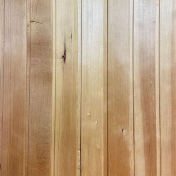 Das nahezu astfreie und robuste Holz der kanadischen Hemlock-Tanne ist für die Sauna am besten geeignet. Zurecht gehört es zum beliebteste Holz für den Innenausbau von Saunakabinen.