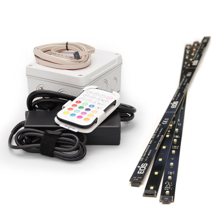 Sauna LED - Lichtstreifen 5 Stk. RGB mit Steuergerät. Neue, innovative LED Lichtstreifen mit 6-Pin Stecker beidseitig, dadurch ist eine einfache Verlängerung möglich. Dank Befestigungslöcher sehr einfach an jeder Oberfläche zu montieren. Sehr kräftige, leuchtstarke Farbwiedergabe. Drei Primärfarben, Mischfarben. Für Sauna mit Feuchtebetrieb nicht geeignet (siehe LED Lichtstreifen für Dampfbad)